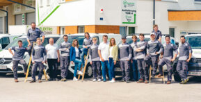 Teamfoto der P&F Elektrotechnik Zeiss GmbH in Kirnberg an der Mank